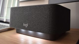 Logitech Logi Dock review photos