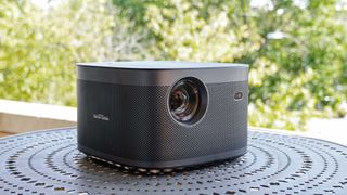 Best projectors: Xgimi Horizon Pro