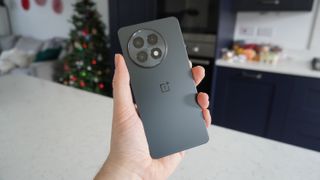 OnePlus 13R review images