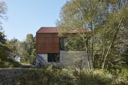 exterior of chester house in canada