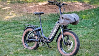 Aventon Sinch.2 e-bike parked in grass