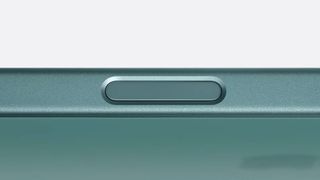 Apple iPhone 16 camera control button