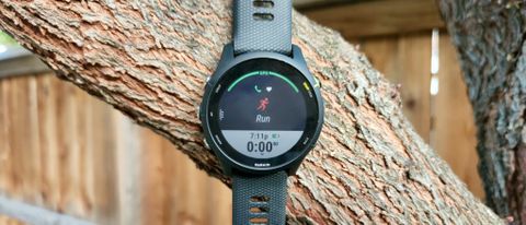 Garmin Forerunner 255 run workout screen