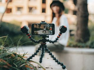 Joby Mobile Vlogging Kit Lifestyle Hero