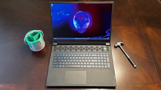 Alienware m18 R1