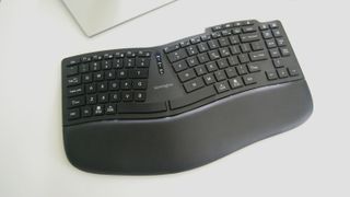 Kensington Pro Fit Ergo KB675 EQ TKL