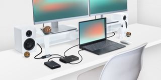 Plugable Thunderbolt 4 Docking Cables