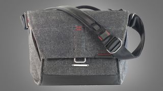 Peak Design Everyday Messenger 13V2