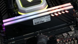 Gigabyte Aorus RGB Memory DDR4-3600 C18