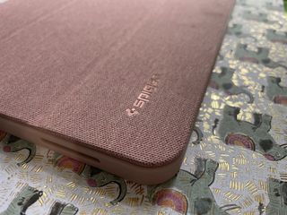 Spigen Urban Fit Ipad Case Lifestyle Hero