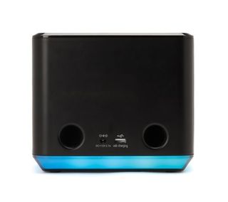 back view of ihome's iavs16