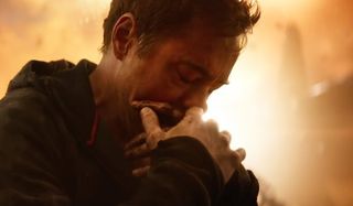 Robert Downey Jr Tony Stark Infinity War