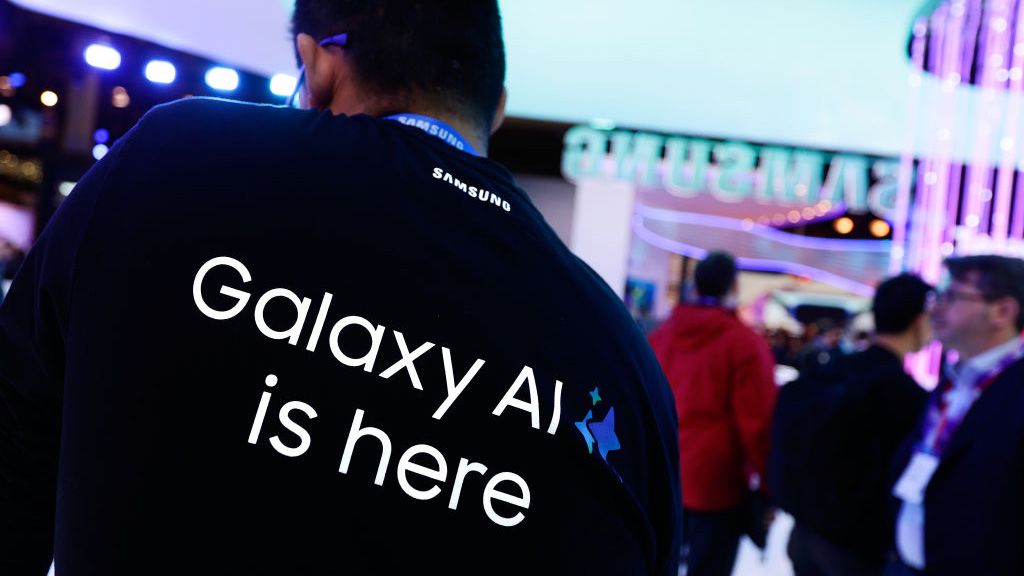 Samsung Galaxy AI on a shirt