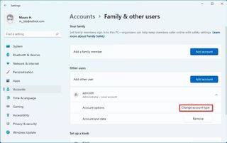 Windows 11 change account type