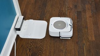 iRobot Braava jet m6 robot mop review