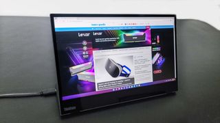 Lenovo ThinkVision M14t web browsing