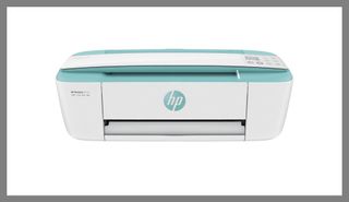 Hvid HP DeskJet 3755 med blå top på hvid bagrund