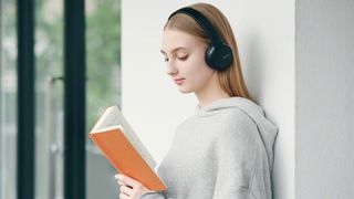 Woman wearing the Sony Sony WH-CH510 headphones.