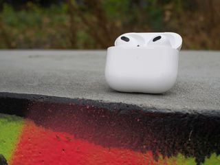 AirPods 3 in Case