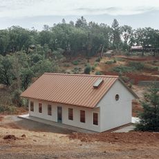 Blue Oak House by Figure 