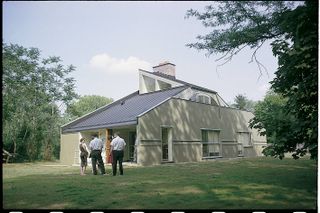 Vanna House in Philadelphia by Robert-Venturi (1964)