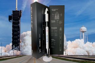 Estes' SpaceX Falcon 9 with Crew Dragon model rocket comes out of the box ready to fly or "land" on desktop display.