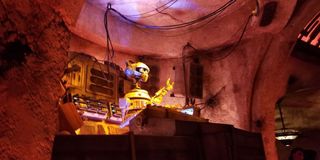 R3X at Oga's Cantina at Star Wars: Galaxy's Edge