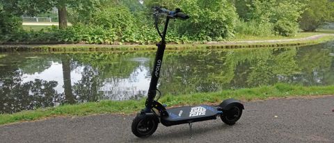 Apollo Explore electric scooter review