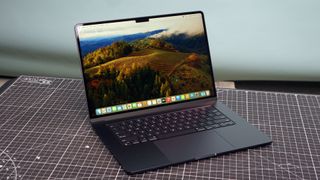 Apple MacBook Air 15-inch M3 REVIEW