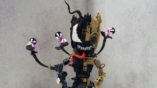 Lego Marvel Venomized Groot