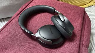 Noise-cancelling headphones: Bose QuietComfort Ultra Headphones
