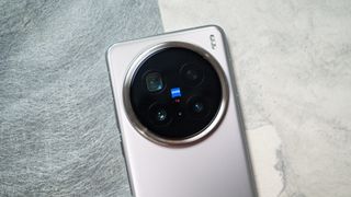 Vivo X200 Pro camera housing highlighted