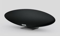 Bowers & Wilkins Zeppelin in Midnight Grey