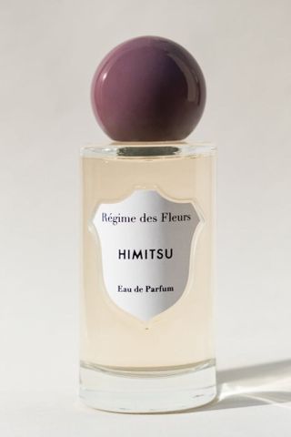 Régimes des Fleurs Himitsu perfume