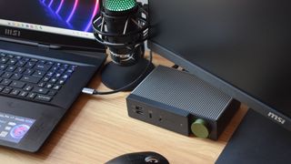 BenQ beCreatus Hybrid Docking Station review photos