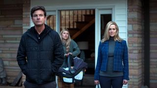 Ozark season 4 photo with Jason Bateman as Martin &#039;Marty&#039; Byrde, Sofia Hublitz as Charlotte Byrde, Laura Linney as Wendy Byrde 