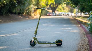 Unagi Model One E500 on a paved road