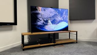 QD-OLED TV: Sony A95L