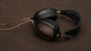 Meze LIRIC 2nd gen headphones