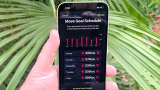 Daily Move Goal in the Fitness app of an iPhone 14 running iOS 18