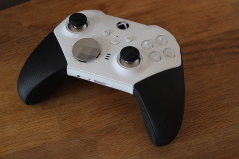 Xbox Elite Controller Series 2 &quot;Core&quot; in white