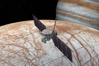 NASA has picked SpaceX's heavy-lift Falcon Heavy rocket to launch the Europa Clipper mission to Jupiter's icy moon.