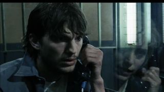 Ashton Kutcher on the phone in The Butterfly Effect
