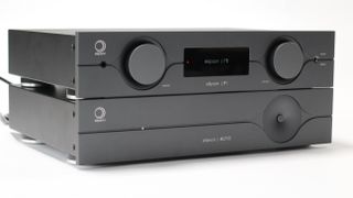 Elipson launches Reference Series hi-fi comprising modular P1 pre-amp and matching A2700 power amp