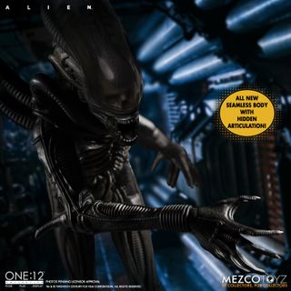 Mezco Toyz will release an epic Alien xenomorph figure in early 2021.