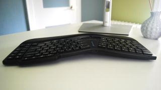 Kensington Pro Fit Ergo KB675 EQ TKL