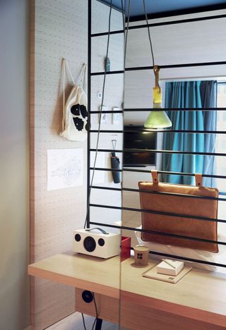 headboards that double as desks