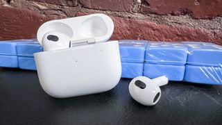 Apple AirPods 3