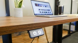 Uplift V2 standing desk settings buttons