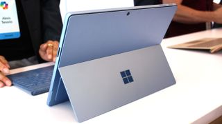 Surface Pro 11